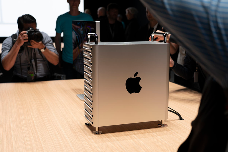 Illustration for article titled Is the New Mac Pro Worth the Apple Tax?